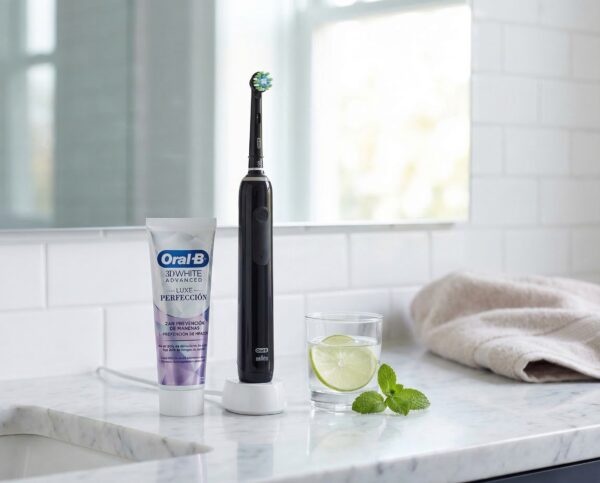 Oral-B Pro Series 3 Cepillo de Dientes Eléctrico Recargable - Imagen 2
